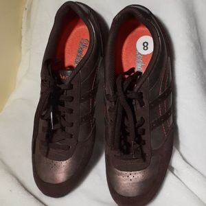 EUC Sketchers Dark Brown/Metallic Sneakers Sz 8